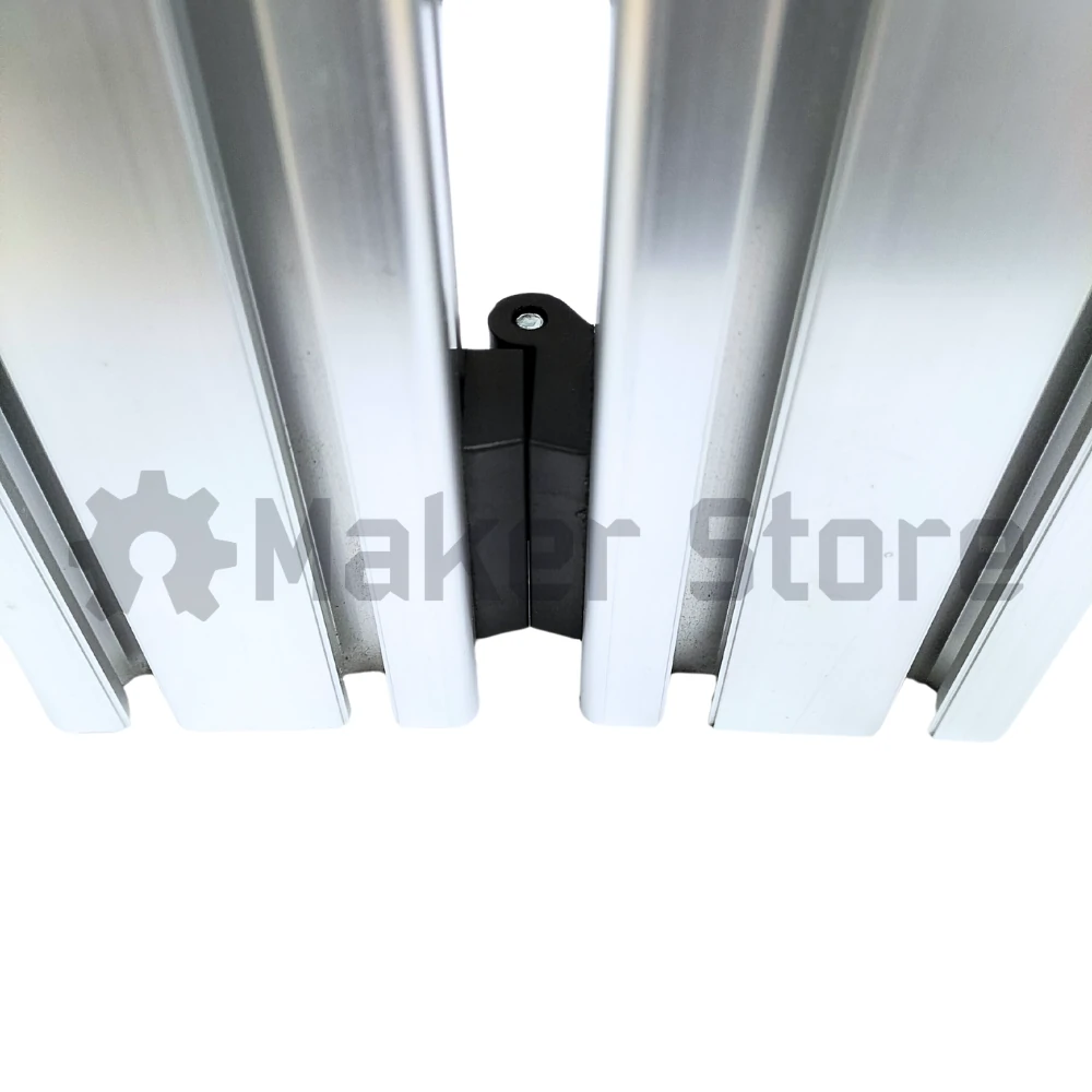 hard-40s-hinge-60x50-plas-app-closed